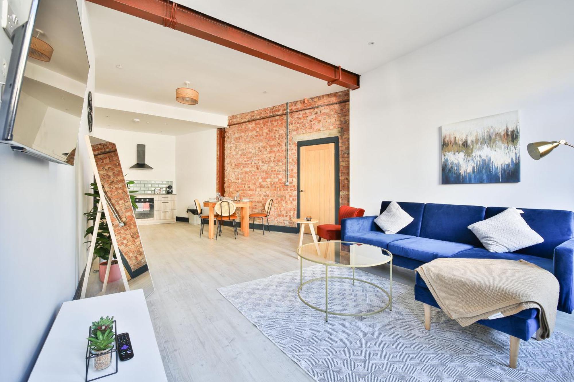 The Kingsway- 2 Bedroom Central Swansea Apartments By Stayright Extérieur photo