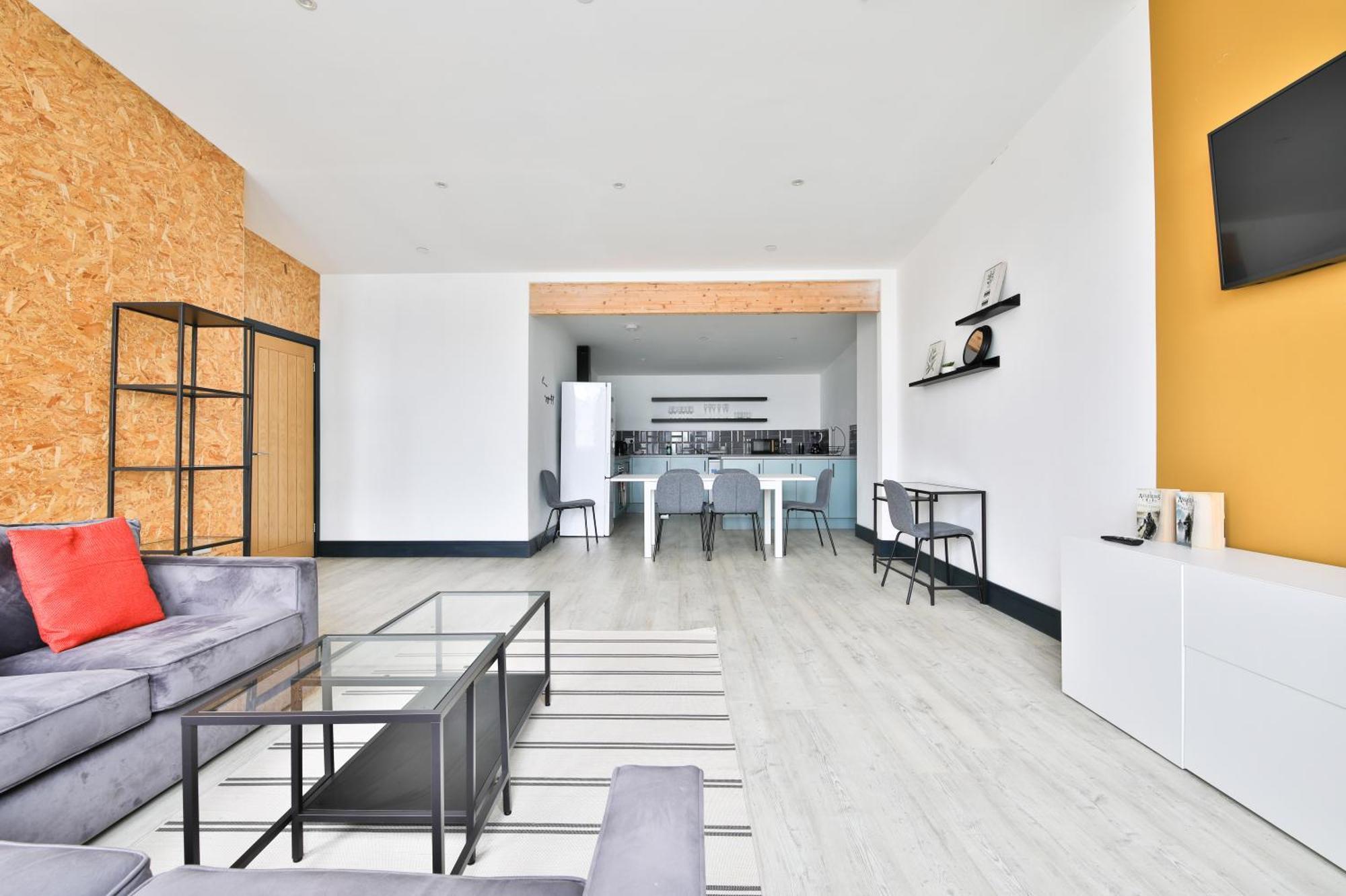 The Kingsway- 2 Bedroom Central Swansea Apartments By Stayright Extérieur photo