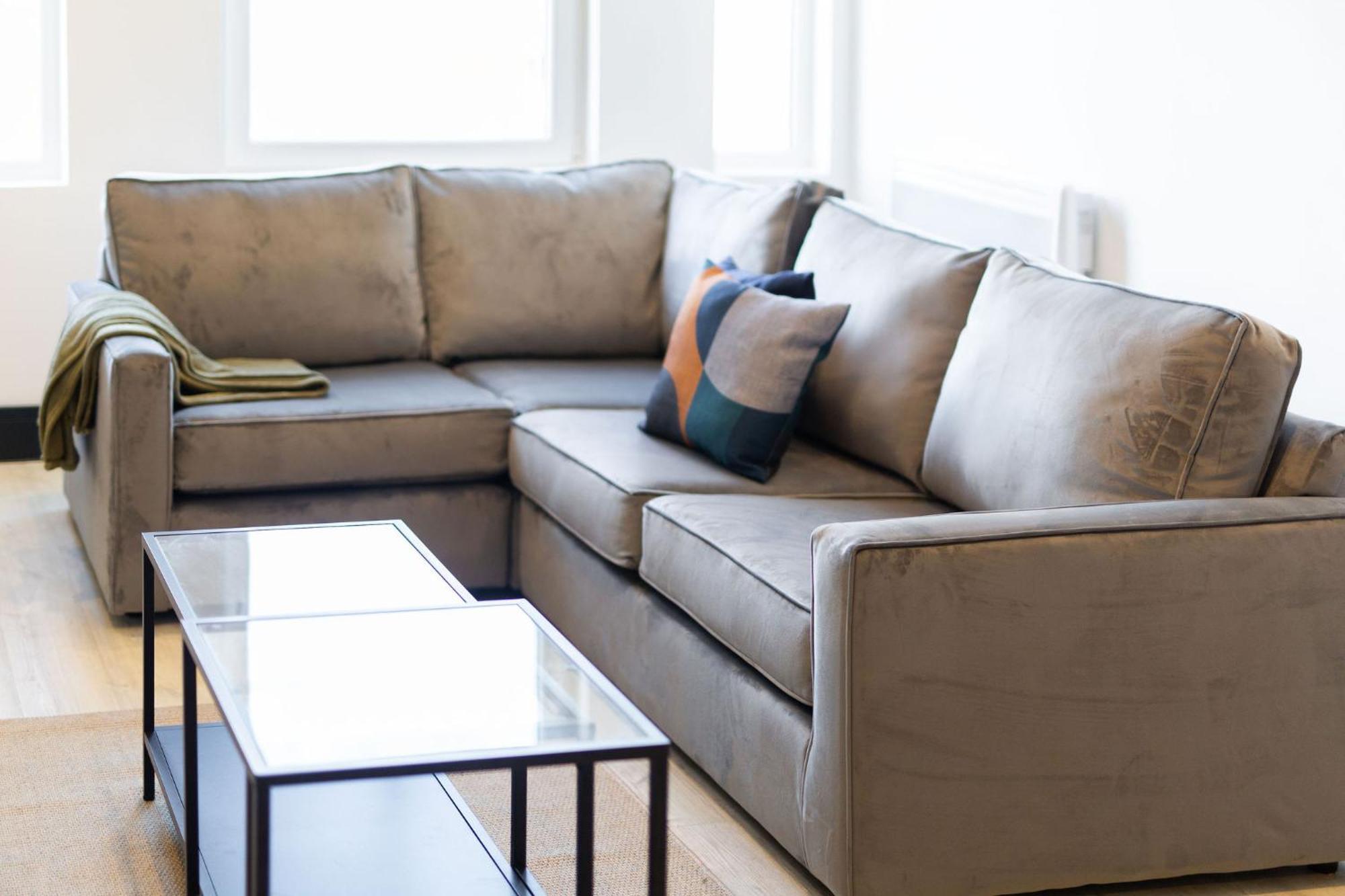 The Kingsway- 2 Bedroom Central Swansea Apartments By Stayright Extérieur photo
