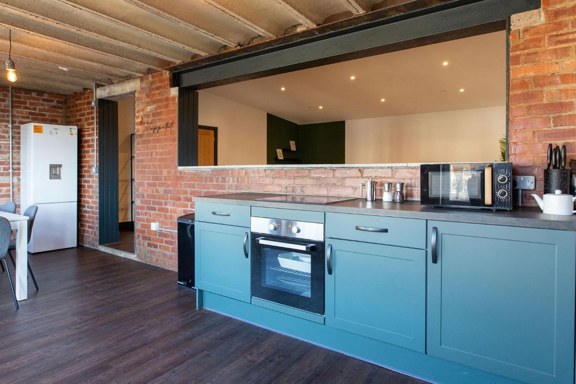 The Kingsway- 2 Bedroom Central Swansea Apartments By Stayright Extérieur photo